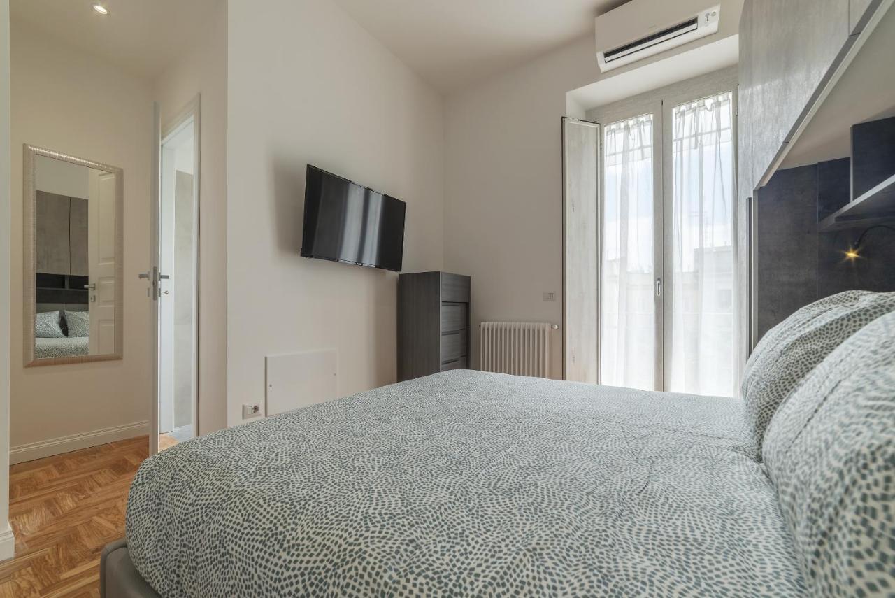 Rione Prati Elegant Apartment With Balcony Roma Ngoại thất bức ảnh